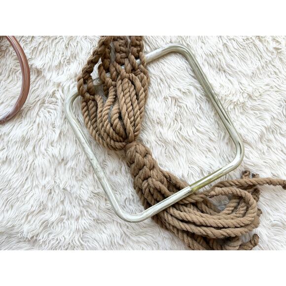 Vintage 70's Macrame Hanging Towel Holder - Picture 4 of 8